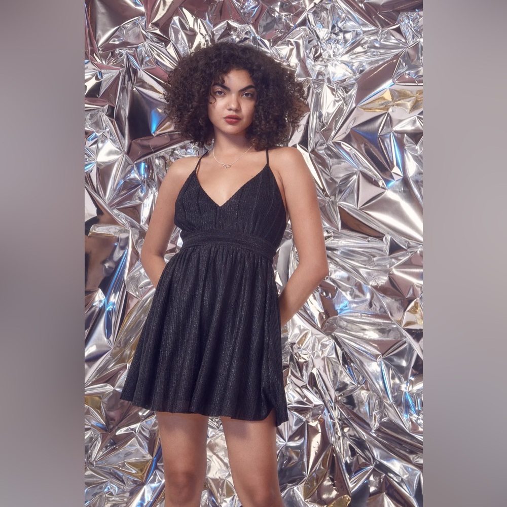 NWT Trixxi Black Glitter Sleeveless Cocktail Dress